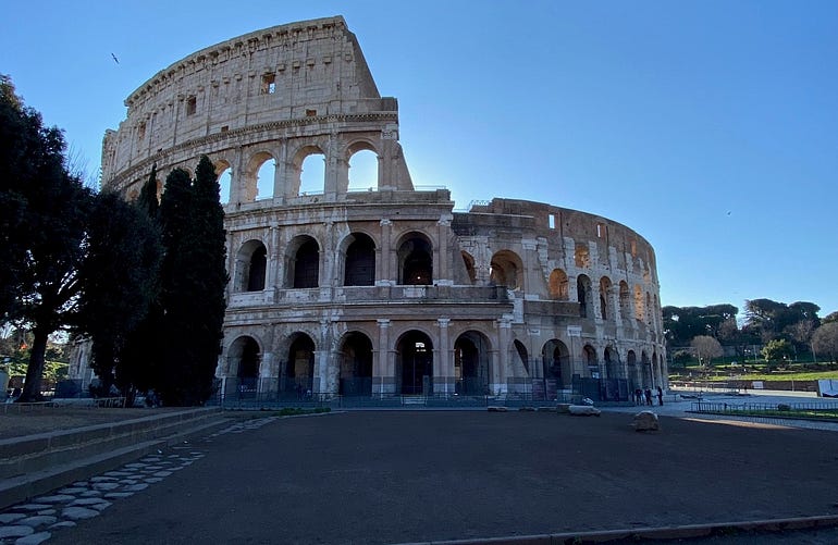  The Colosseum with more guards than visitors. (Photo by the author).