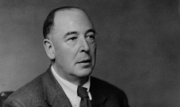  Clive Staples (C.S.) Lewis
