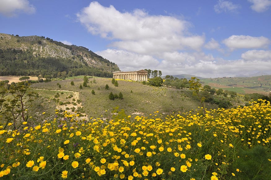The temple to an unknown god at Segesta. (source)
