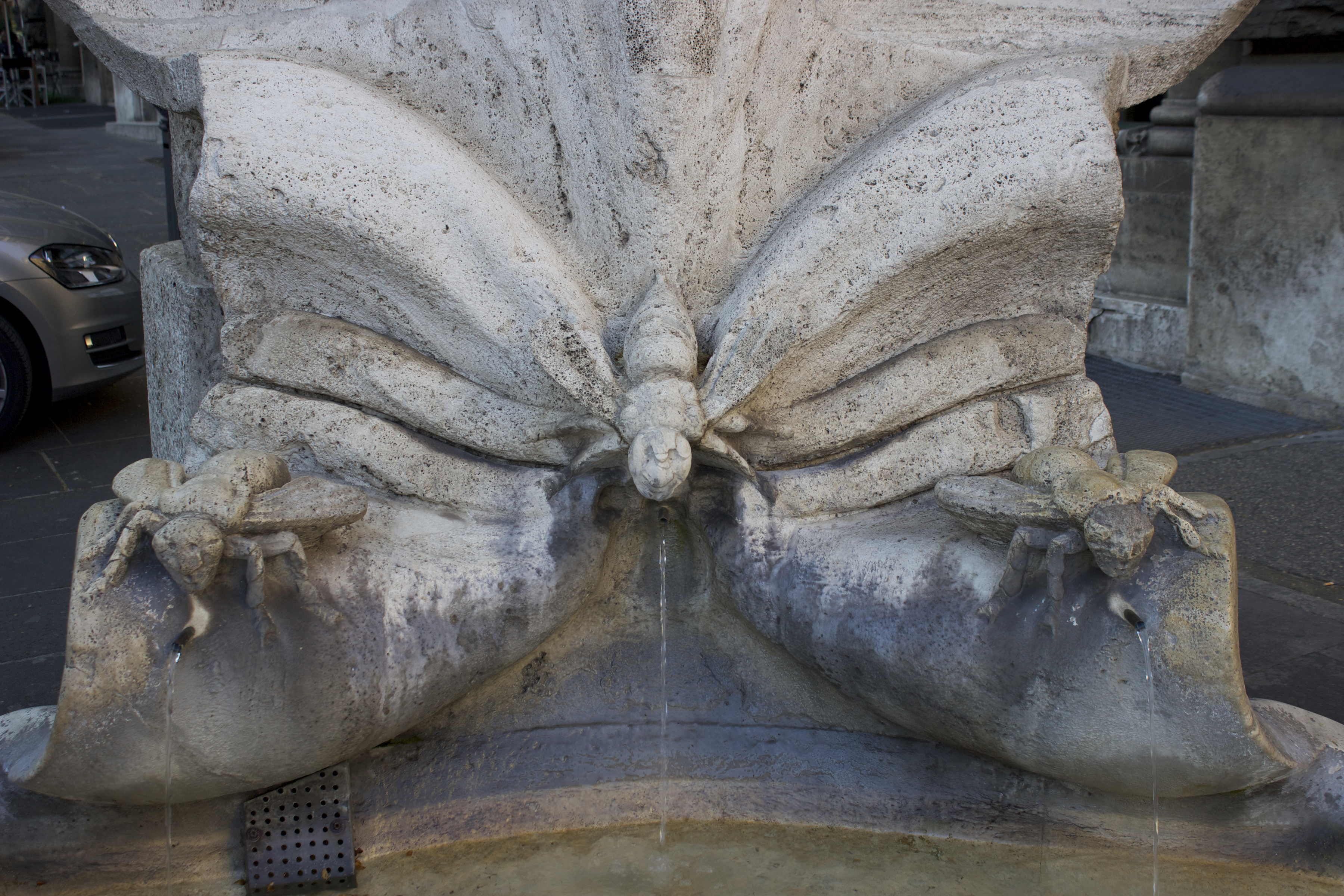 Bernini_Bees.jpeg
